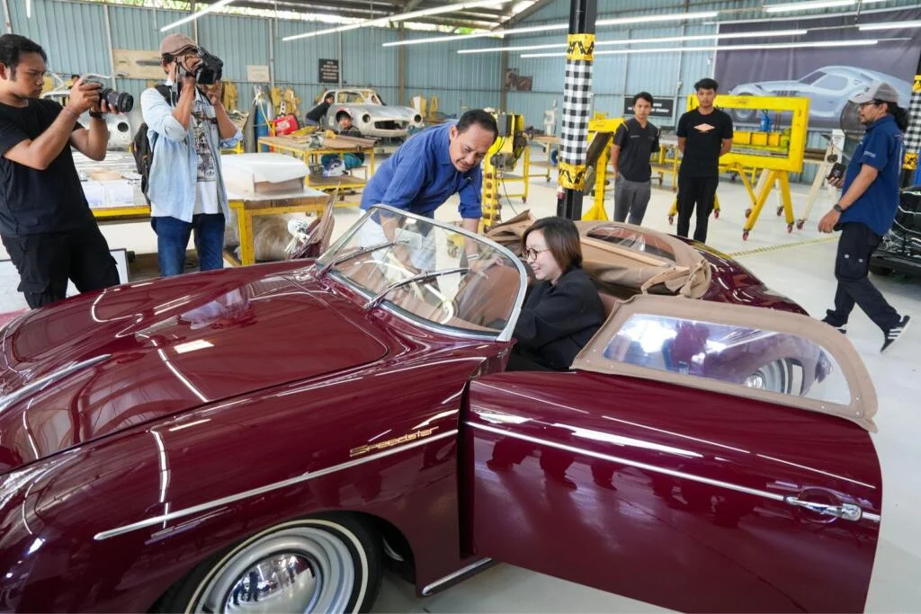 Kagumi Porsche Klasik Buatan Bali yang Tembus Pasar Ekspor, Wamen Ekraf Janji Sederhanakan Regulasi