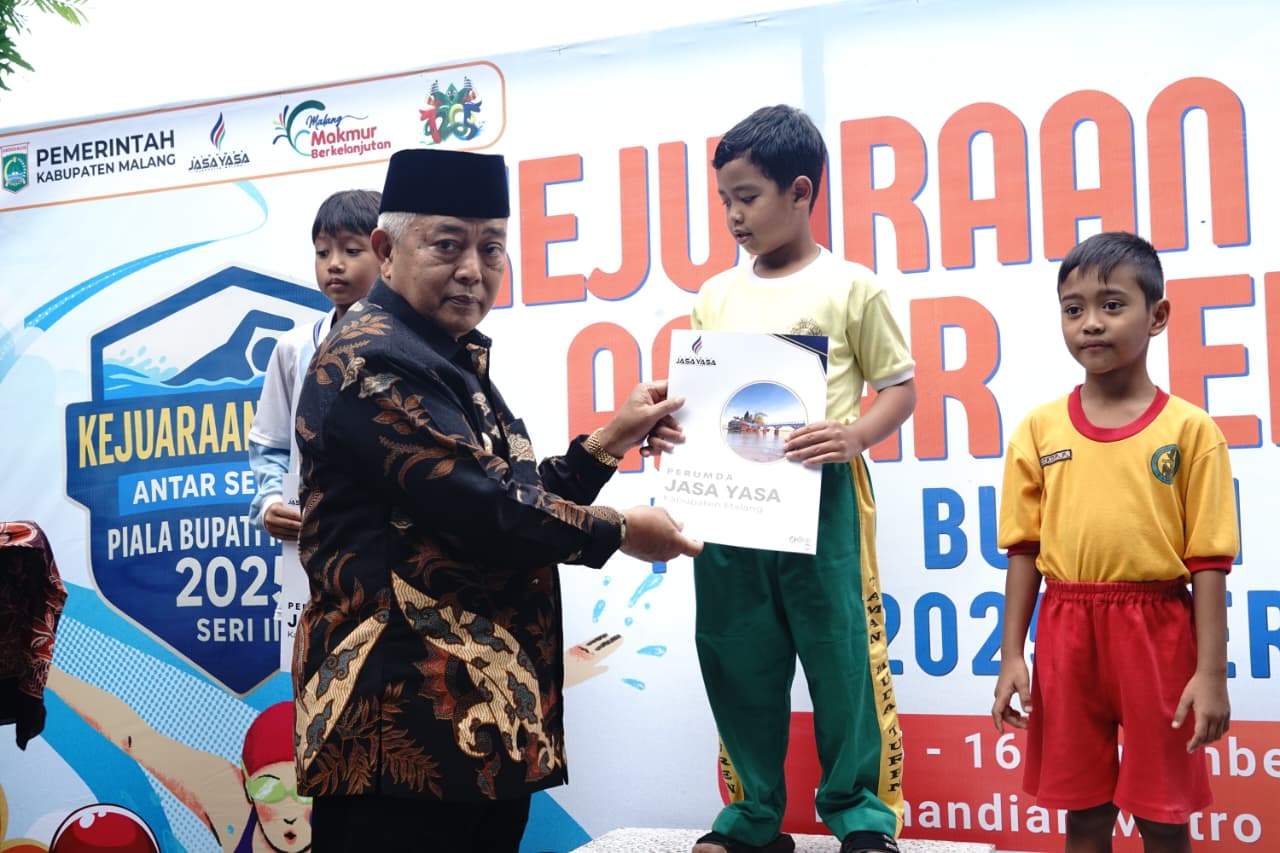 Buka Kejuaraan Renang Antar Sekolah 2025 Seri 2, Bupati Malang Dorong Lahirnya Atlet Berprestasi dari Pemandian Metro