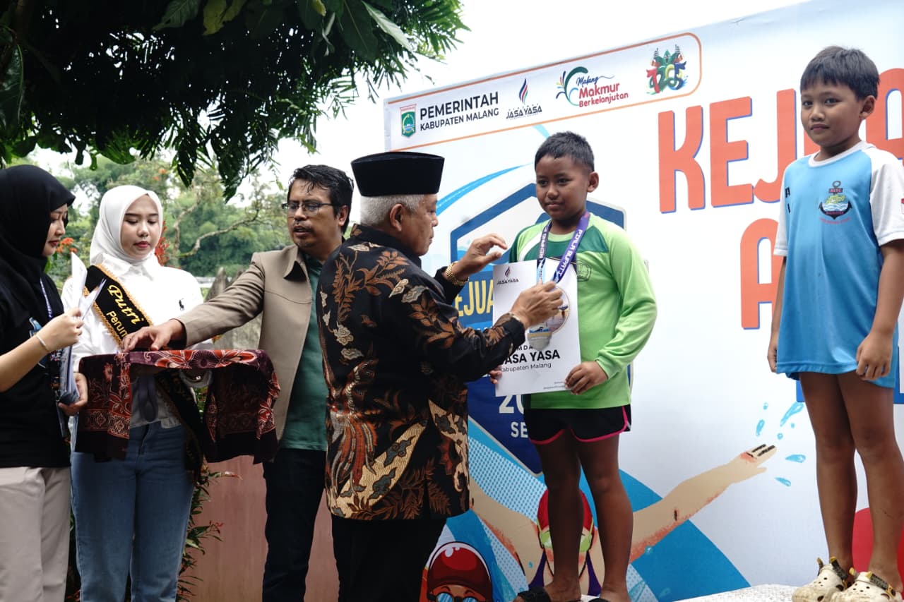 Bupati Sanusi resmikan Kejuaraan Renang Antar Sekolah 2025, wadah pembinaan karakter dan mental juara pelajar Kabupaten Malang.(ist)